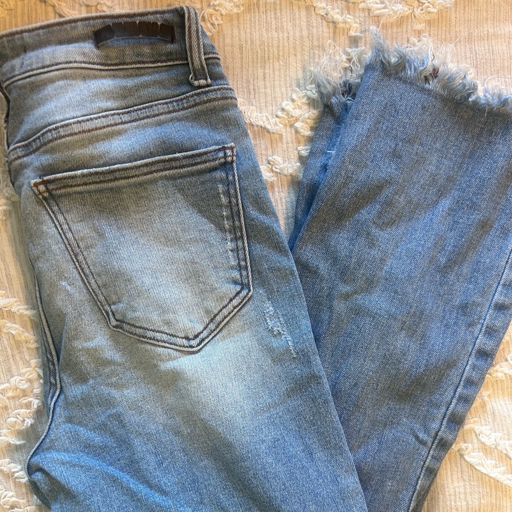 Risen Cropped Jeans